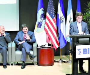 Luis Moreno, presidente del BID, exhortó a los presidentes de Honduras, Guatemala y El Salvador a impulsar el proyecto de desarrollo