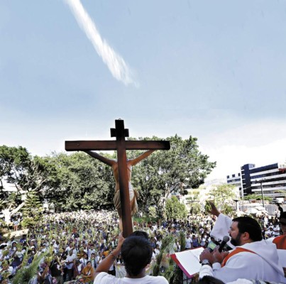 Honduras: Masiva participación en Jornada Juvenil de Ramos