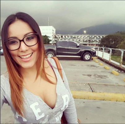 Elsa Oseguera finalmente se fue a España