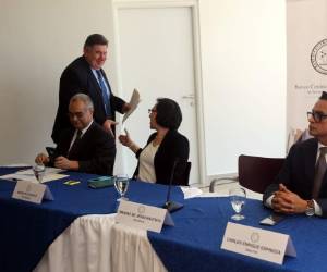 Las autoridades presentaron ayer en las instalaciones del BCH el Programa Monetario 2017/2018.