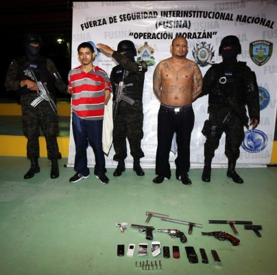 Detienen a tres presuntos mareros investigados por crimen de fiscales
