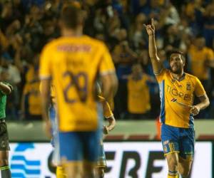 André-Pierre Gignac se encargó de anotar el hattrick de la noche, donde Tigres humilló 5-0 a Pumas (Foto: Agencia AFP/ El Heraldo Honduras / Noticias El Heraldo / Deportes El Heraldo Honduras)