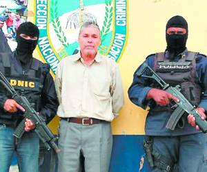 Agentes de la DNIC capturaron al maestro Raúl Posadas por violación.