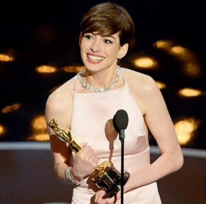 La extraña teoría de que Shakespeare reencarnó en el esposo de Anne Hathaway