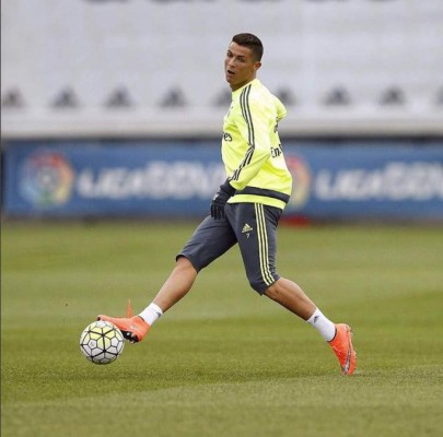 El divertido reto de Cristiano Ronaldo 'Té vrs Foto'