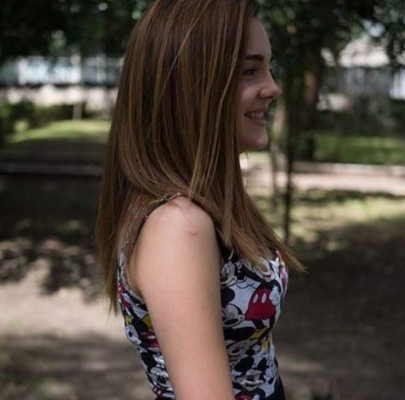 FOTOS: Hermosa y divertida era Andrea Arruti, la voz de Elsa de Frozen