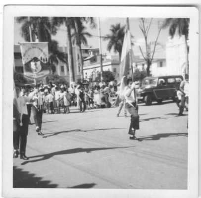 FOTOS: Así eran los desfiles patrios del 15 de septiembre en el pasado