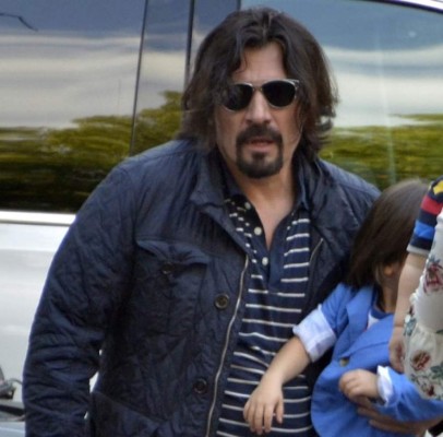 El galán de telenovelas Jorge Salinas impacta con descuidada apariencia