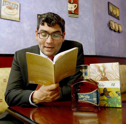 'Legado de generaciones' un libro que celebra el arte y la poesía