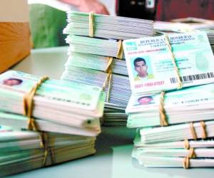 Tarjetas de identidad hondureñas en el Registro Nacional de las Personas.