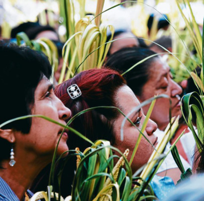 Iglesia católica pide a hondureños caminar junto a Cristo en la semana mayor