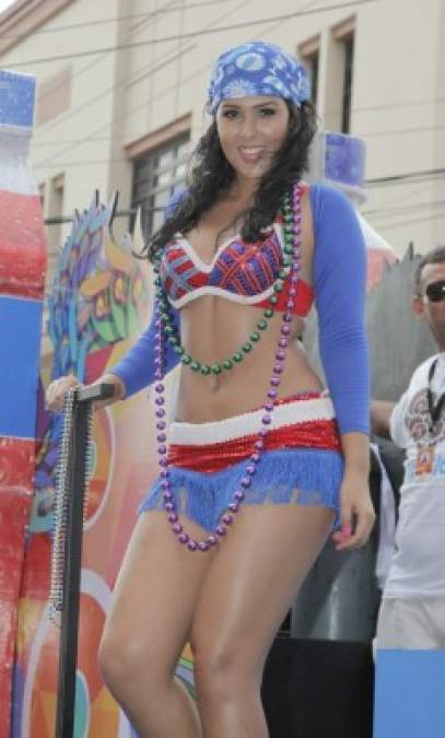 La Ceiba vive su propia fiesta en el Gran Carnaval de Amor y Amistad
