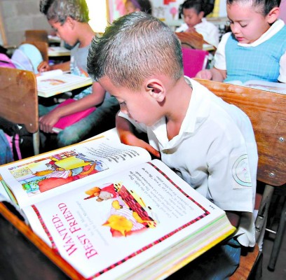 Educación bilingüe para los pobres