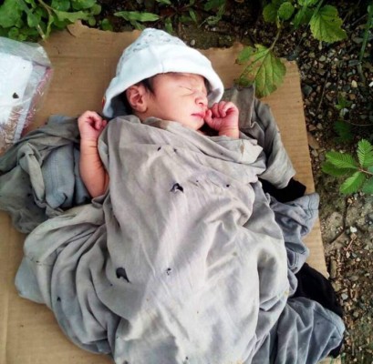 Olancho: Madre abandona bebé porque no tiene cómo mantenerlo