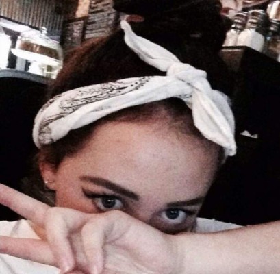 La hermana menor de Miley Cyrus está lista para brillar como celebridad