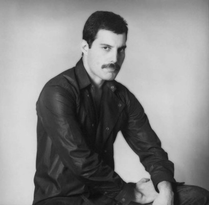 La vida del inolvidable cantante Freddie Mercury contada en fotografías
