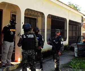 En el primer día de la Operación Avalancha se incauto varios bienes en Tegucigalpa y San Pedro Sula.