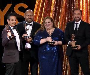 Mario Ramos, Adrían Guerra, Dunia Elvir, Neyda Sandoval y Mayra Navarro figuran entre los catrachos premiados por los Emmy.