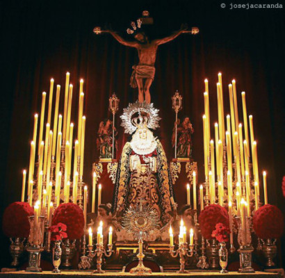 Imágenes que reviven el camino de Jesús hacia la cruz