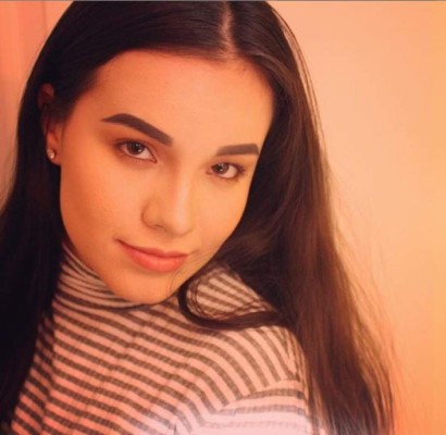 Así es Sarita Sosa, la hija que supuestamente secuestró a José José