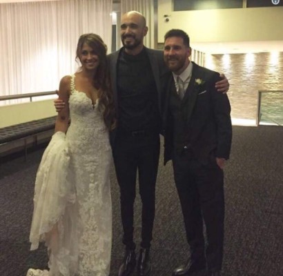 Invitados rompieron confidencialidad y filtraron fotos de la boda de Messi y Antonella