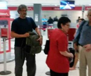 Gustavo Castro abandonó suelo hondureño este viernes en horas de la mañana.