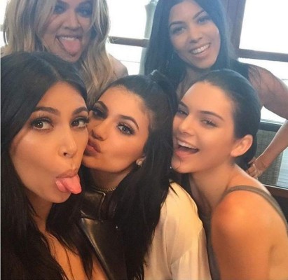 La familia más polémica de la televisión lista para celebrar los 18 de Kylie