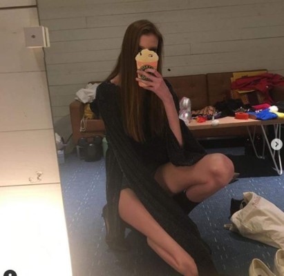 Maci Currin, la mujer con las piernas más largas del mundo