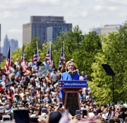 Hillary Clinton lanza en Nueva York campaña a la Casa Blanca