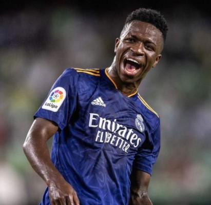 ¿Son pareja? Coqueteo entre Vinicius Jr. y la youtuber Kenia Os desata rumores de romance&nbsp;&nbsp;