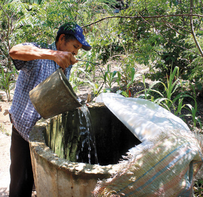 Construirán más pozos de agua para abastecer a vecinos de Danlí