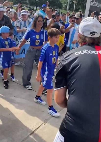 Copa América: ¡Ambientazo en la previa de Argentina y Ecuador! Antonela es sensación