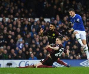 El Everton, por su parte, sumó su cuarto partido consecutivo sin perder pero aún está a 9 unidades del City, que marca la clasificación para la Europa League. Foto: capitaldeporte.com