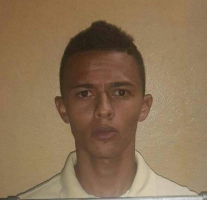 Caen presuntos delincuentes con armas, municiones y vestimenta policial &nbsp;&nbsp;