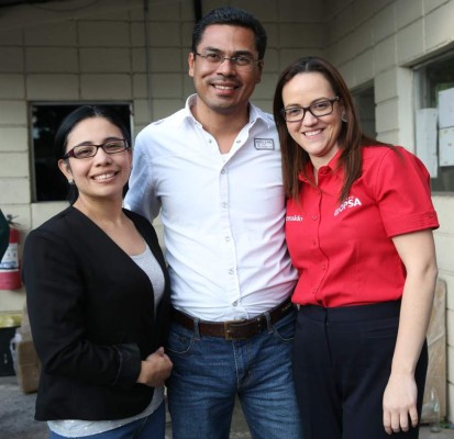 La gran familia Opsa unida por el hermoso espíritu navideño