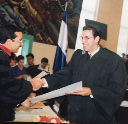 'Me gusta el vino suave y soy fanático de la parrilla”: Mauricio Kawas