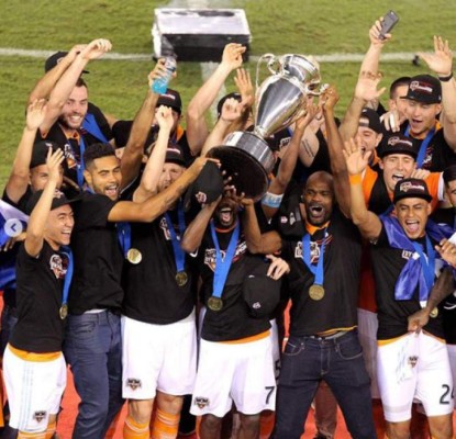 Así celebraron los hondureños del Houston Dynamo el título de la Us Open Cup