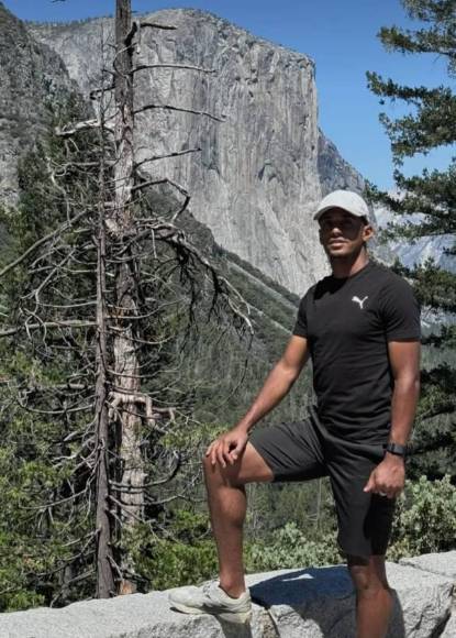 Así han sido las vacaciones de “Choco” Lozano con su bella novia