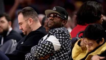 Mayweather ganó miles de dólares por apostar a favor de Crawford ante Canelo Álvarez