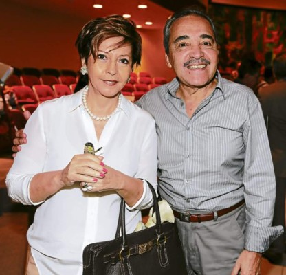 Familia y amigos compartieron una mañana poética con Rolando Kattán