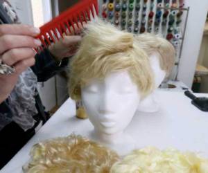 Las pelucas que simulan el pelo de Trump son la sensación en Austria (Foto: AP/ El Heraldo Honduras/ Noticias de Honduras)