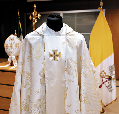 Papa advierte que iglesia podría convertirse en ONG