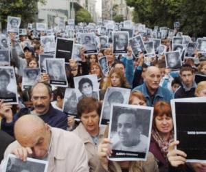 Representantes de Israel y varios ministros del gabinete de Mauricio Macri junto a la vicepresidenta Gabriela Michetti participaron de la ceremonia y se expresaron por la 'paz sin terror' (Foto: Taringa/ El Heraldo Honduras/ Noticias de Honduras)