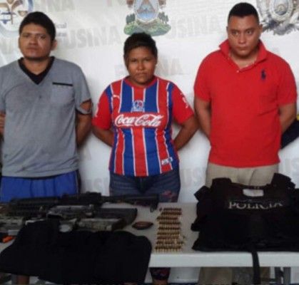 Honduras: Caen extorsionadores con chalecos y placa de la Policía en la zona sur&nbsp;