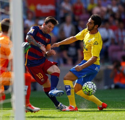 Barcelona gana a Las Palmas (2-1), pero pierde a Messi durante dos meses