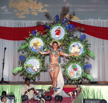 Yancy Aguilar es la reina Ferisan 2015