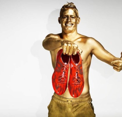 James Rodríguez, el nuevo chico de oro de Adidas
