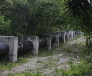 El trasvase es un sistema de tuberías de 10.8 kilómetros que permite trasladar agua de Los Laureles a La Concepción y viceversa. Foto: EL HERALDO.