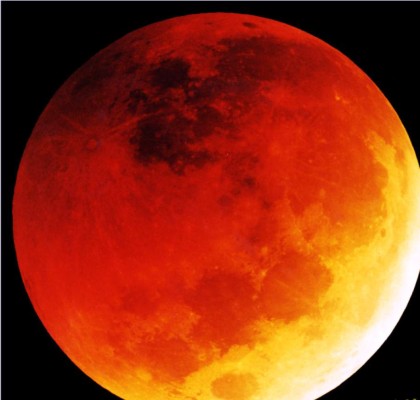 La luna sangrante del próximo 15 de abril evoca profecías apocalípticas