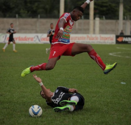 Real Sociedad le remonta al Honduras Progreso